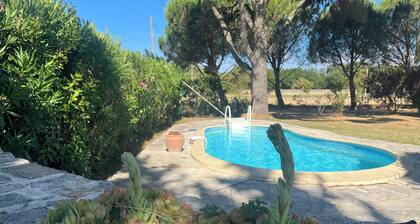 Maison Provençale avec piscine en pleine campagne sur 5000m2 de terrain