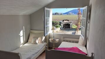 3 soveværelser, skrivebord, weekendseng, gratis Wi-Fi