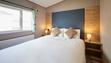 2 間睡房、熨斗/熨衫板、床單