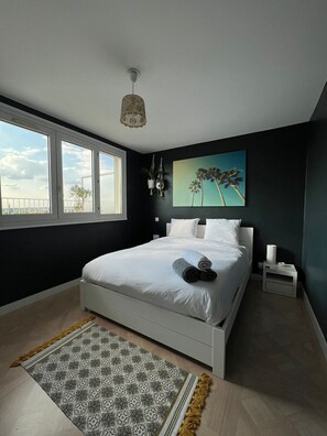 1 chambre, fer et planche à repasser, Wi-Fi, draps fournis