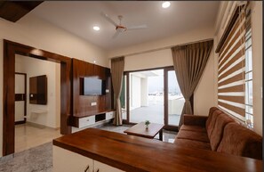 32-Zoll-LCD-Fernseher mit Digitalempfang