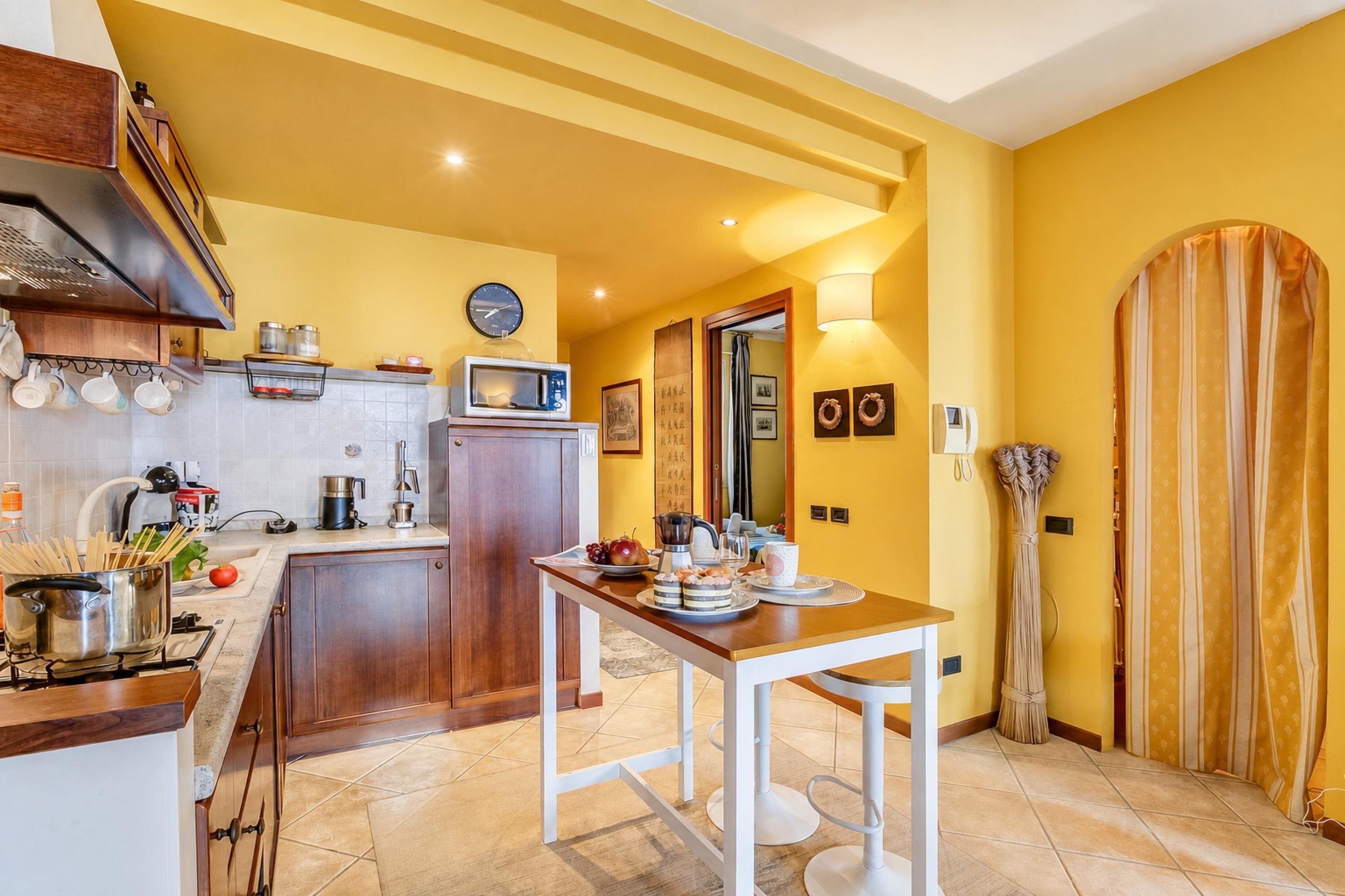 Standard Apartment, 1 Bedroom, Balcony, Mountainside (Alice Suite Terrace, lake view & Park) | Private kitchen