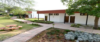 Lake View Huts and Resort