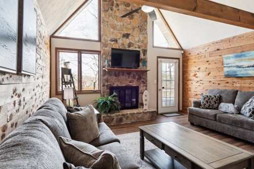 Lakelife At Somerset 4 Bedroom Home