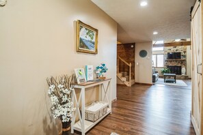 Maison, 4 chambres | Intérieur