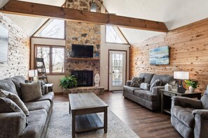 House, 4 Bedrooms | Living area | Smart TV - Lakelife At Somerset 4 Bedroom Home (Somerset)