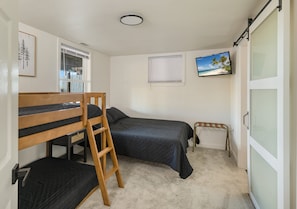 House, 4 Bedrooms