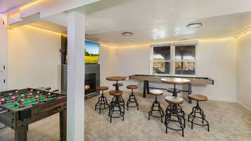 House, 4 Bedrooms | Games room