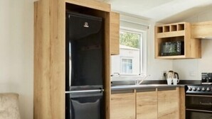 Unclassified image, 5 of 14, button - Billing Aquadrome Holiday Park Silver 2 bed caravan CD23 (Northampton)
