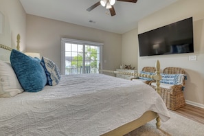 5 bedrooms, iron/ironing board, WiFi, bed sheets
