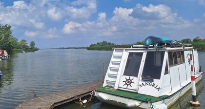 Charming Farmhouse in PoroszlĂł in Hungary on the Tisza Lake