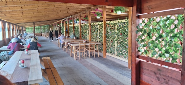 Dining - Charming Farmhouse in Poroszló in Hungary on the Tisza Lake (Poroszló)