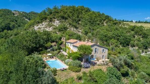 Exterior - Col Di Casale - A stunning Umbrian Villa nested in the green heart of Italy (Pietralunga)