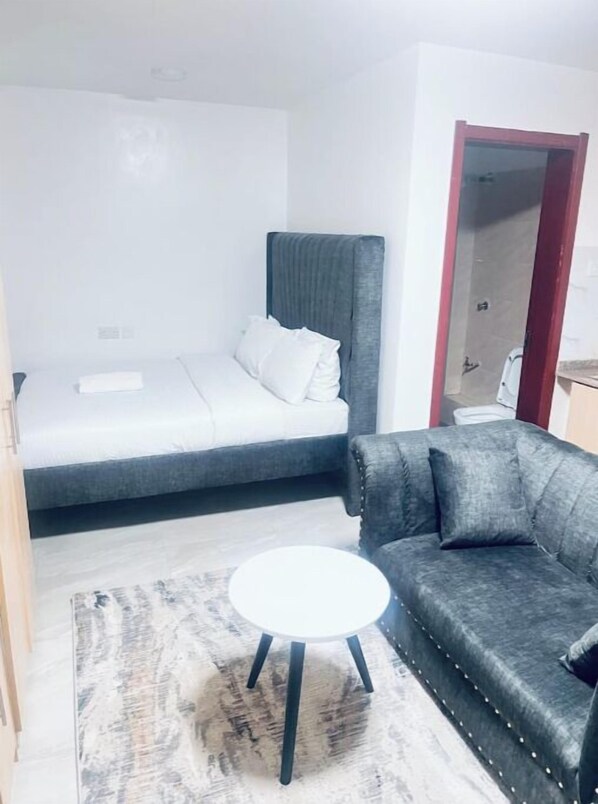 1 bedroom, WiFi, bed sheets