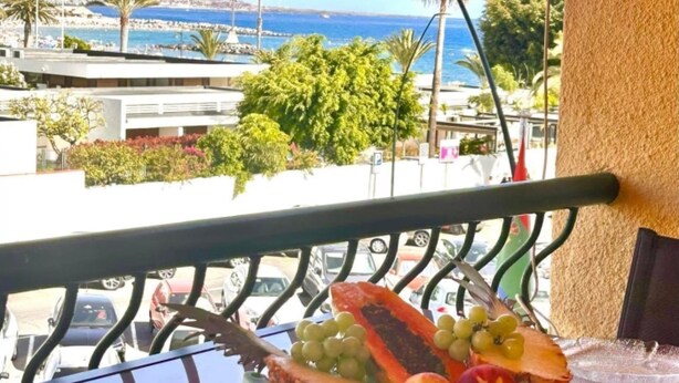 1 bedroom - Aqua Vista Beach Front LAS Vistas (Arona)