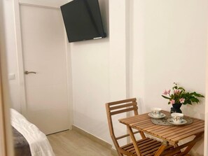 Apartment | 1 bedroom - Aqua Vista Beach Front LAS Vistas (Arona)