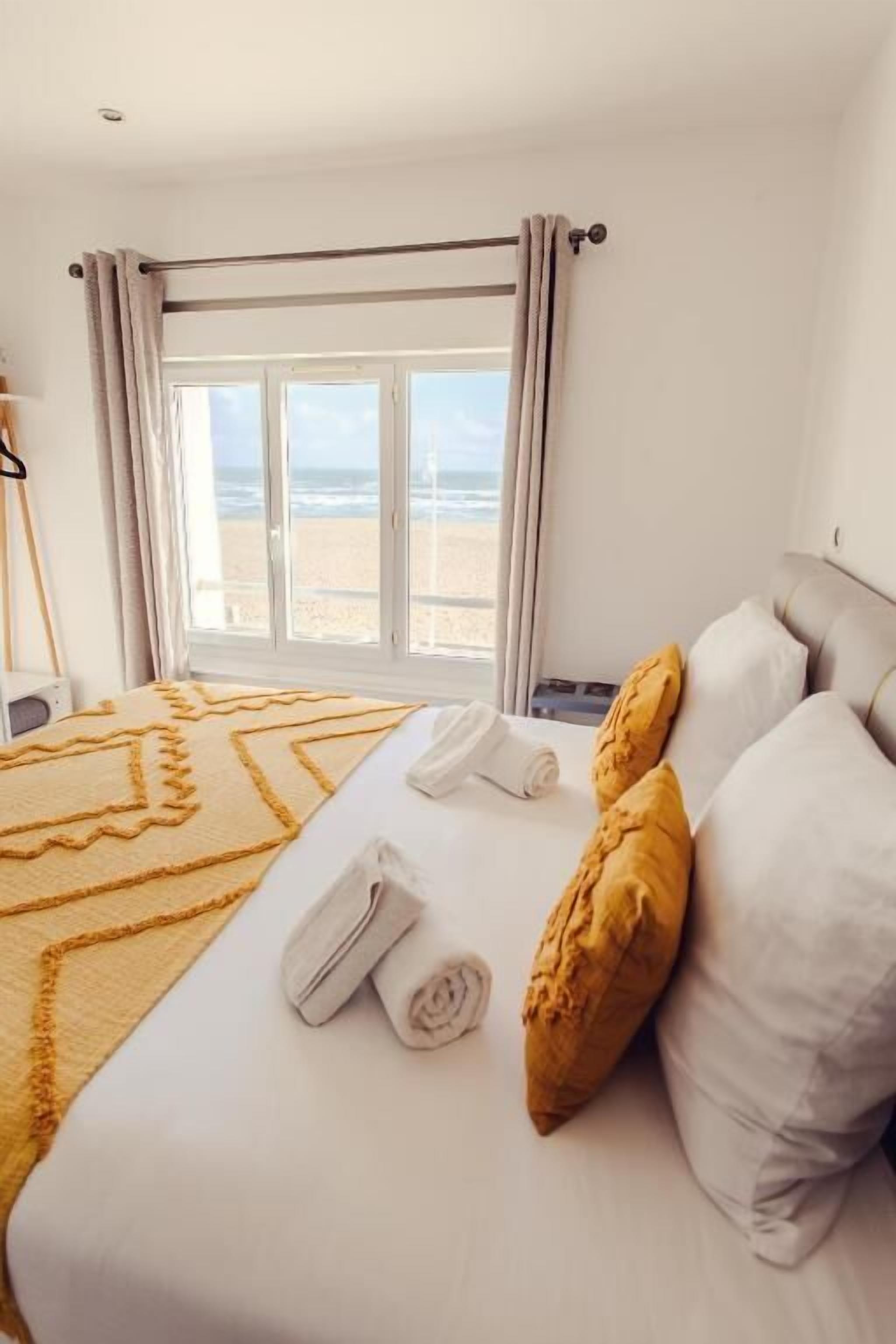 Rideaux occultants, Wi-Fi gratuit, draps fournis