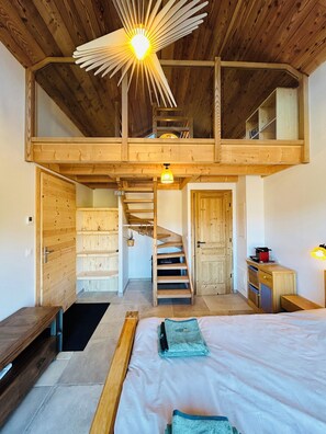 1 bedroom, travel crib, WiFi, bed sheets
