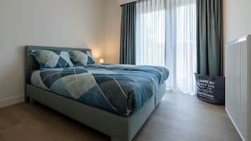 Deluxe Apartment, City View | 1 bedroom, iron/ironing board, free cots/infant beds, free WiFi