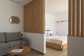 4 bedrooms, in-room safe, iron/ironing board, travel crib