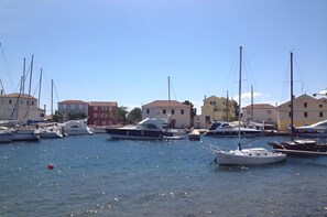 Apartment | Marina - Seaside Haven Retreat in Nerezine (Mali Losinj)