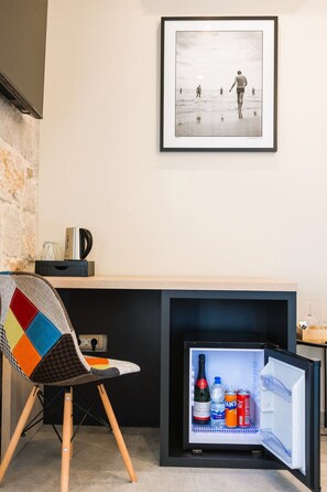 Deluxe Triple Room, Partial Sea View | Egyptian cotton sheets, premium bedding, Select Comfort beds, minibar - East Coast Deluxe Rooms (Split)