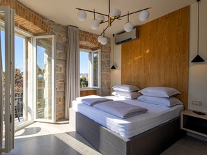 Grand Double Room, Balcony, Partial Sea View | Egyptian cotton sheets, premium bedding, Select Comfort beds, minibar - East Coast Deluxe Rooms (Split)