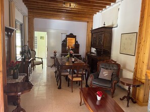 Villa, 3 Bedrooms, Terrace | Living room