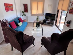 Villa, 3 Bedrooms, Terrace | Living room | Flat-screen TV - Villa Callione - Amazing View (Kyperounta)