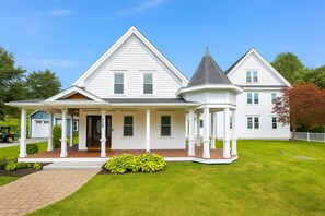 Exterior - Charming 3-bedroom house in Bridgewater with AC (Bridgewater)