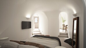 Superior Suite, Jetted Tub, Sea View | Iron/ironing board, free WiFi - You and Me Suites Oia (Oia)