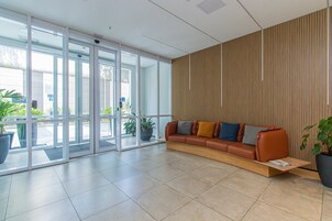 开间, 吸烟房 | 1 多间卧室