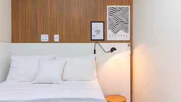 1 camera, una scrivania, ferro/asse da stiro, Wi-Fi gratuito