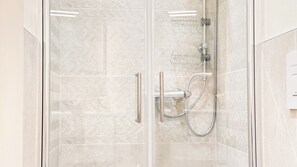 Shower, bidet, towels