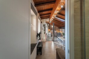 Interior - Domus 5 in Como - Studio Apartment, Sleeps 3 (Como)