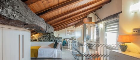 Bügeleisen/Bügelbrett, kostenloses WLAN, Bettwäsche