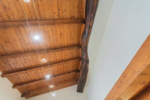 Interior - Domus in Como - Six Bedroom Apartment, Sleeps 15 (Como)