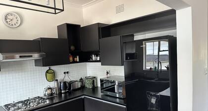 Spacious 2 bed Unit in Eastlea - 2228