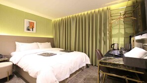 Habitación doble Deluxe, vista a la ciudad | Wifi gratis 