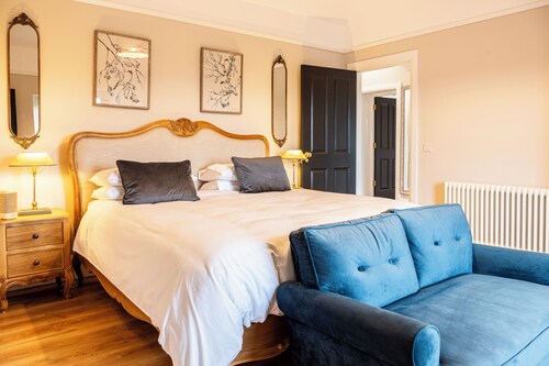 Large  4 Bedroom House in Waterville, Ring of Kerry on the Wild Atlantic Way