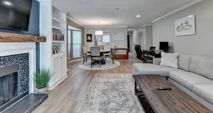 Private Escape - Dine in downtown Alpharetta/shop at Avalon, Walk to Downtown Alpharetta in 9 minute