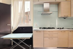 Standard Apartment | Private kitchen - JOIVY Flat near Milan Centro Storico (Milan)