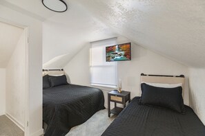 4 bedrooms, WiFi, bed sheets