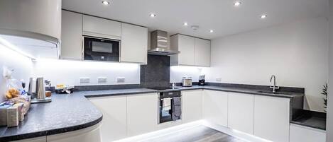Fridge, microwave, oven, dishwasher