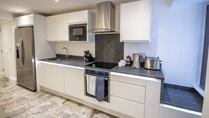Fridge, microwave, oven, dishwasher