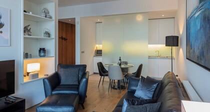 Luxurious 1 bed RWY apartment