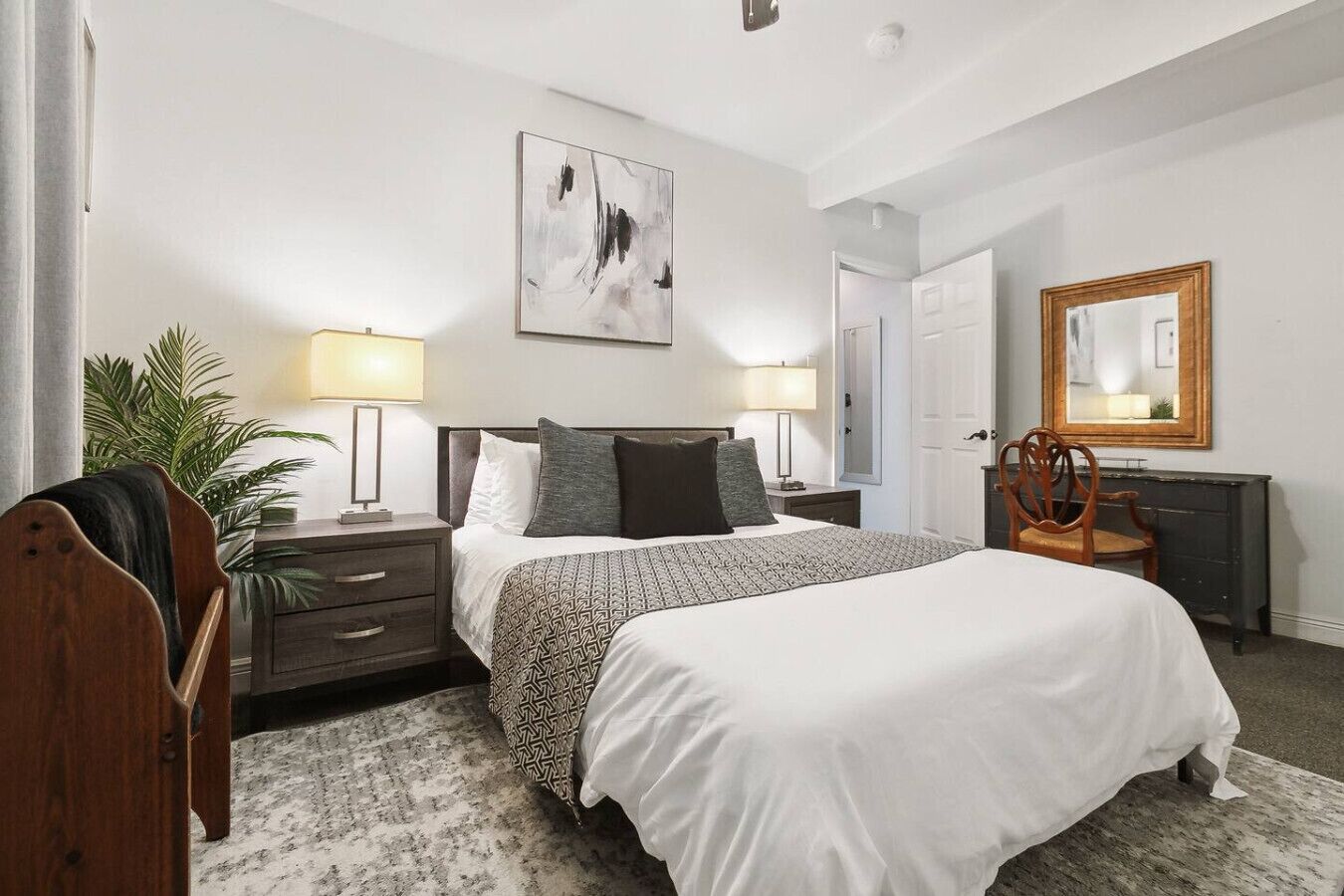 3 bedrooms, desk, iron/ironing board, WiFi