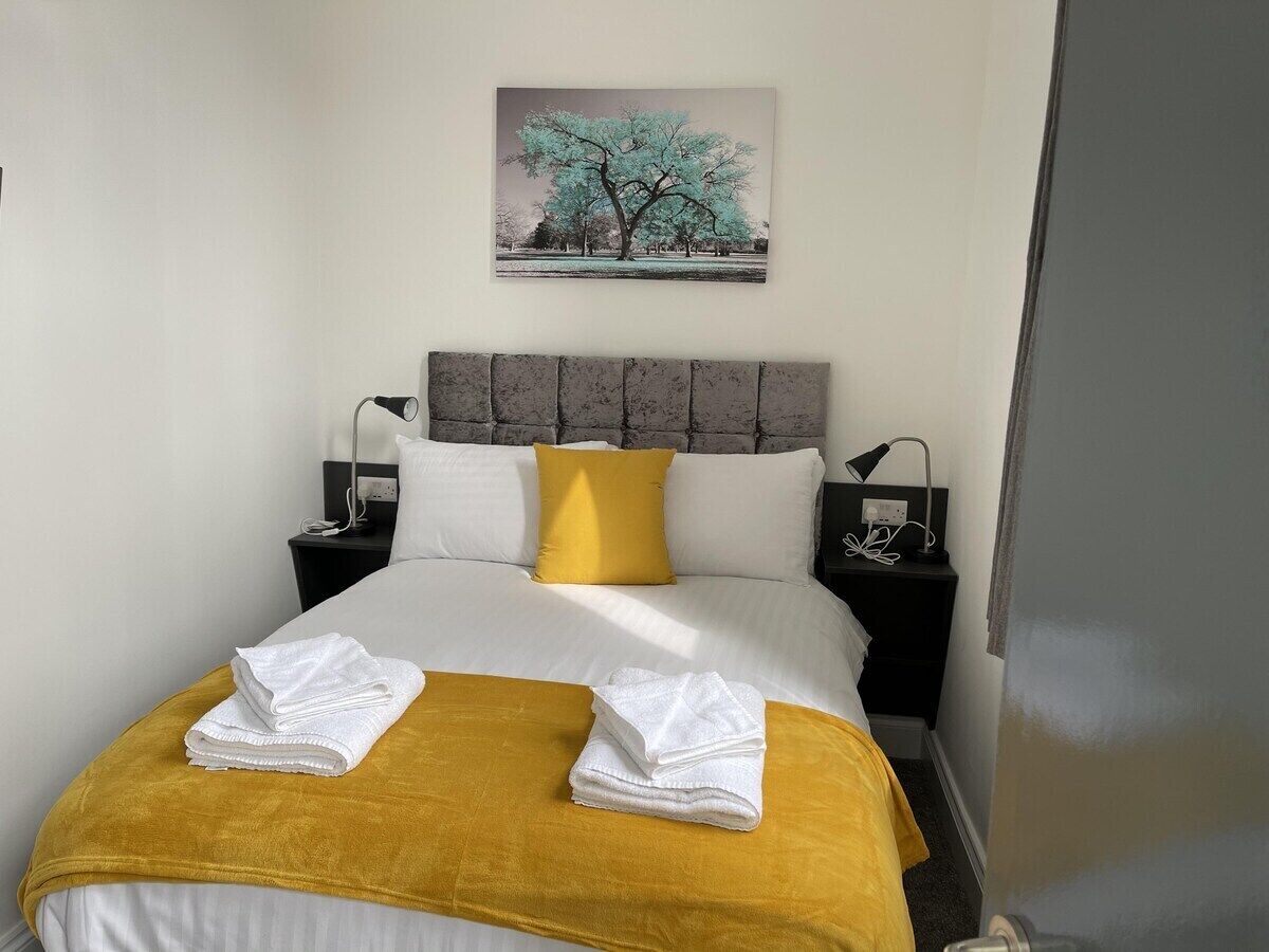 2 bedrooms, WiFi, bed sheets