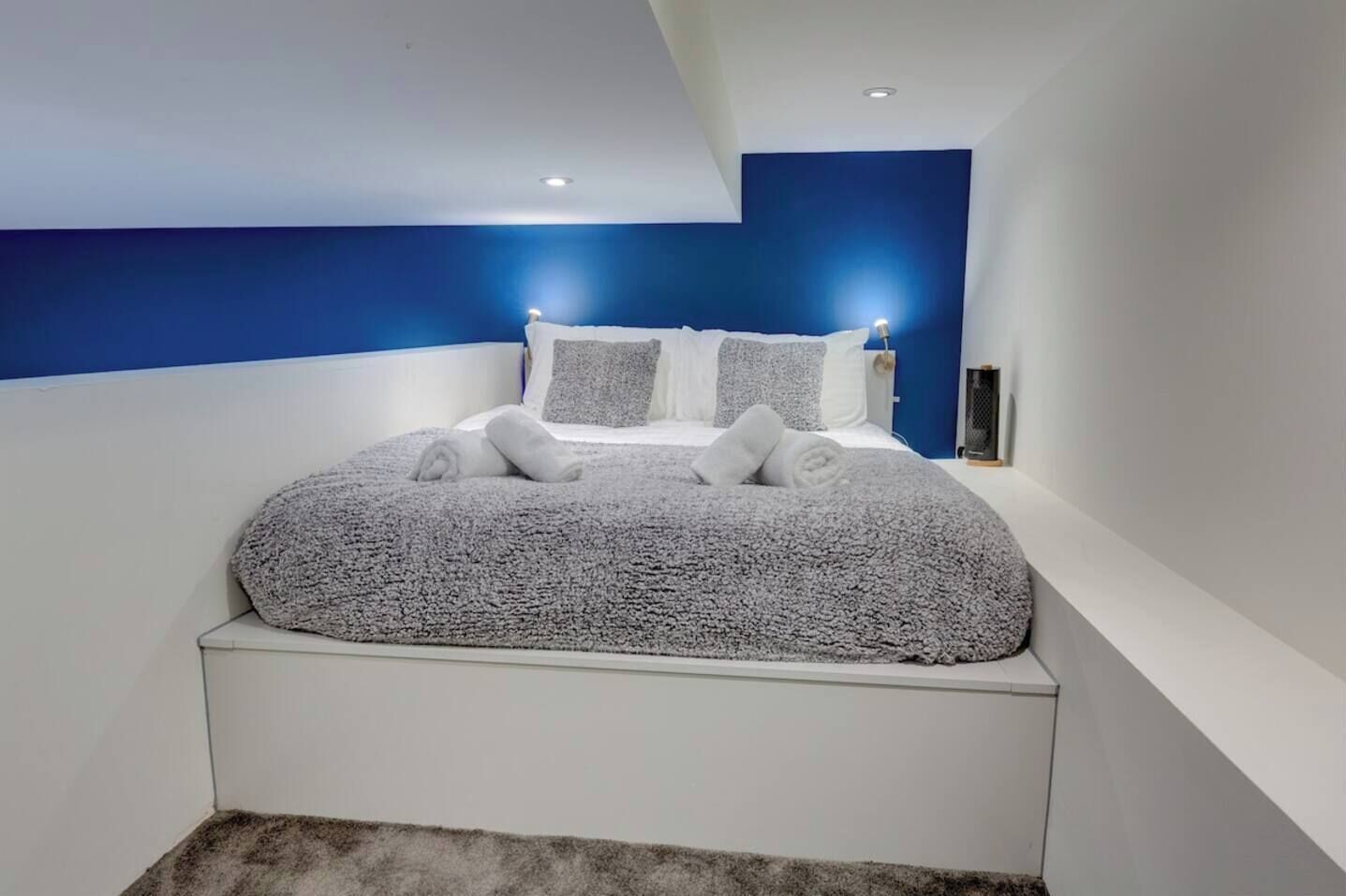 2 bedrooms, desk, iron/ironing board, free WiFi