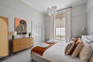 1 chambre, fer et planche à repasser, Wi-Fi, literie fournie